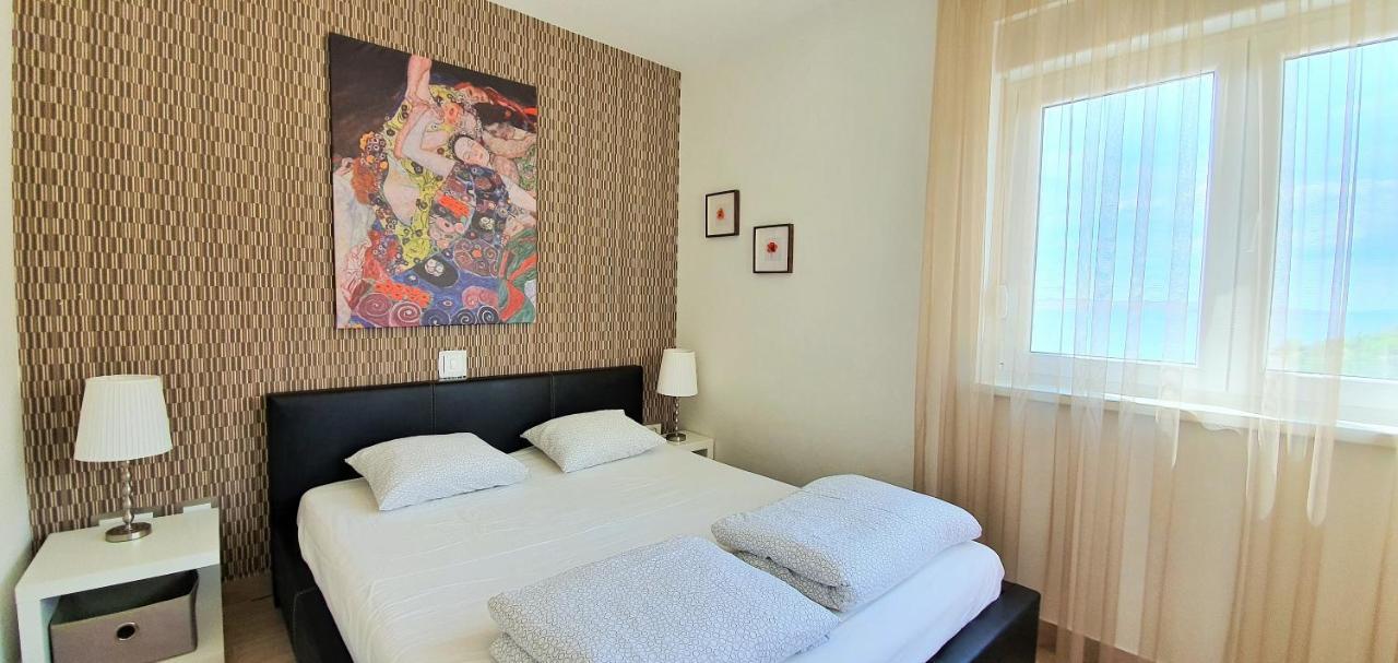 Apartments Nicolas - Beach & Sea 10M Away - Amazing Sea View! Rtina Bagian luar foto