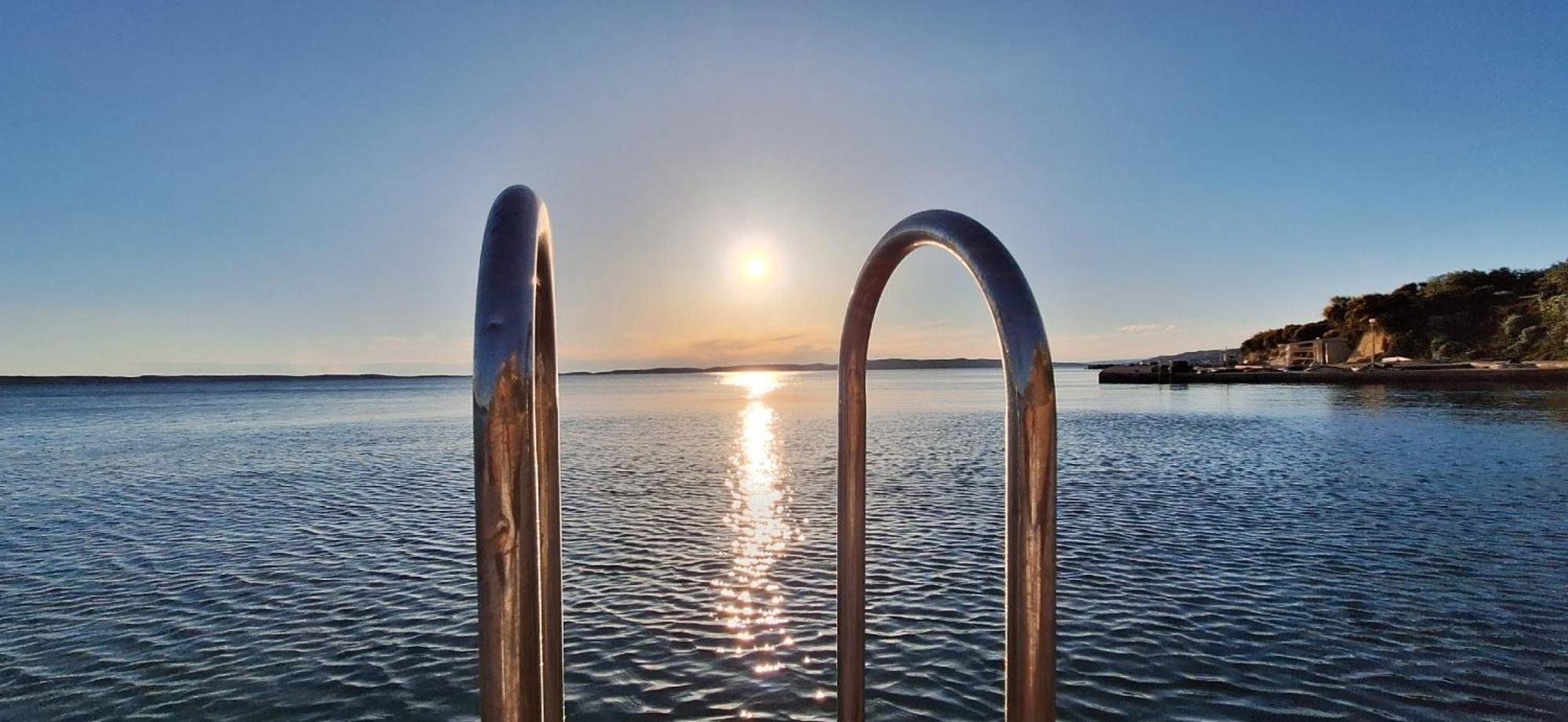 Apartments Nicolas - Beach & Sea 10M Away - Amazing Sea View! Rtina Bagian luar foto